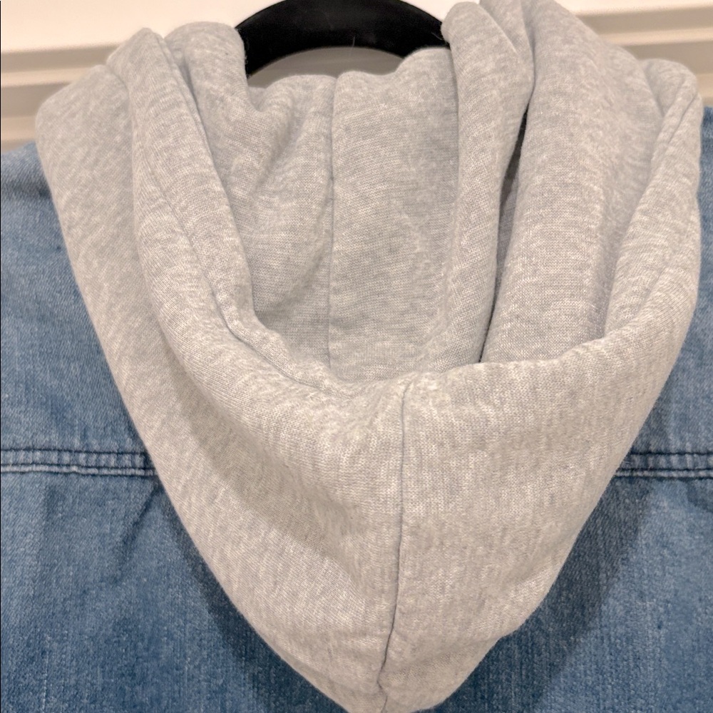 [Thrill Jeans] Distressed Hooded Sweatshirt Button-Up Denim Jacket Women’s Sz M - Picture 8 of 14